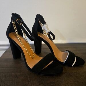 Womens size 13 ankle chain heels